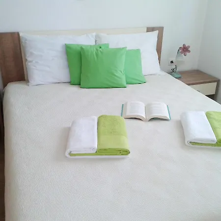 Апартаменты One-bedroom In Pula/istrien 17492 *