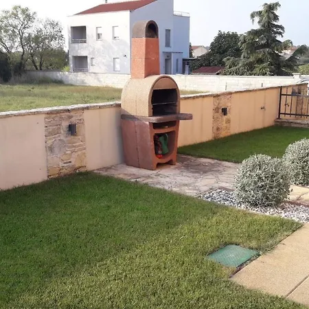 One-bedroom In Pula/istrien 17492 Апартаменты *